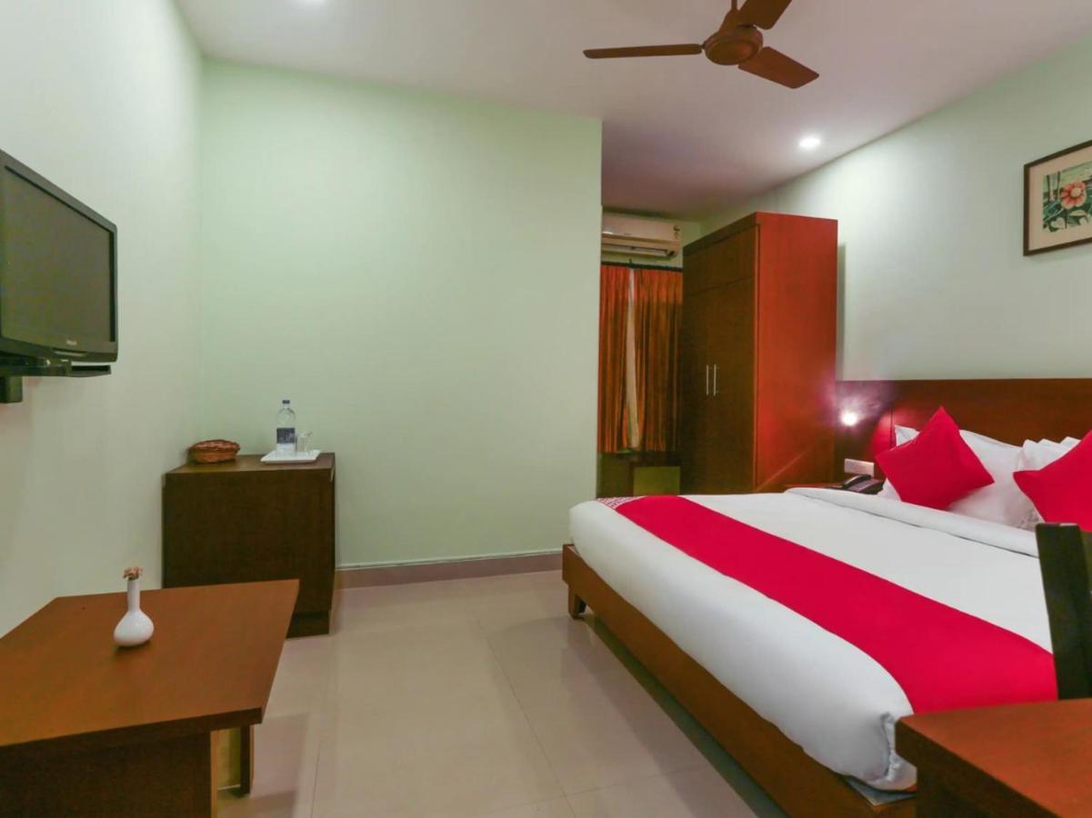 Hotel Newcastle Wadakkanchery Luaran gambar