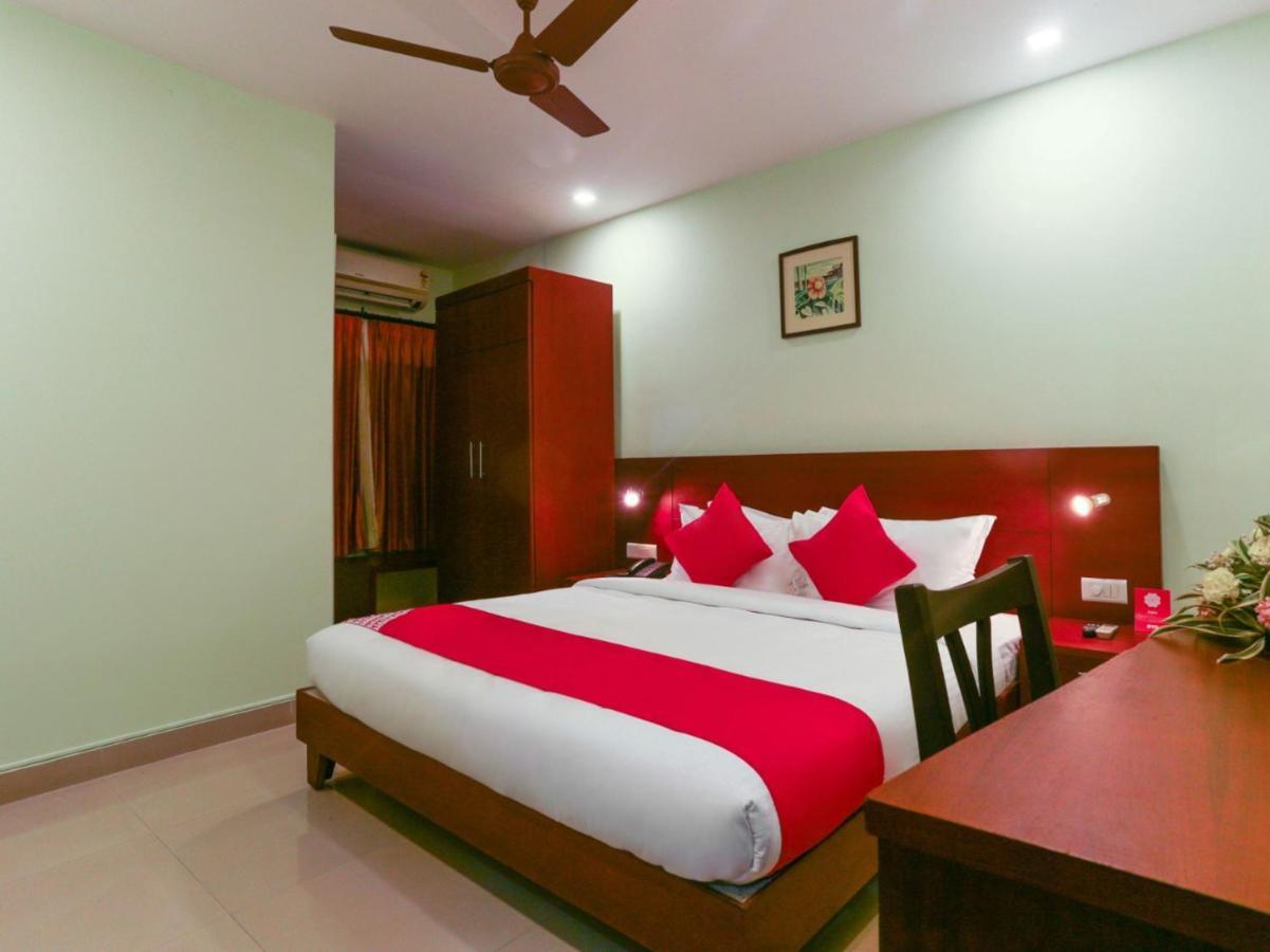 Hotel Newcastle Wadakkanchery Luaran gambar